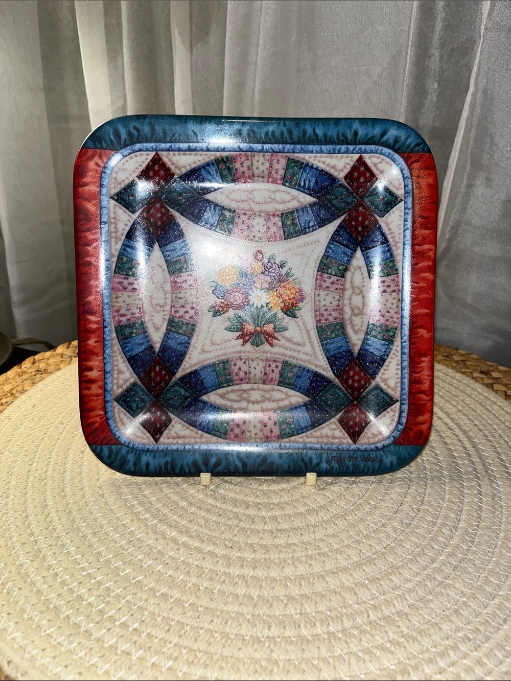 The Bradford Exchange White Porcelain Collector Plate Backstamp